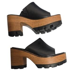 Pierre Dumas Women's Black Sz 7M Colby Chunky Platform 3.5' Heel Slip on Sandals